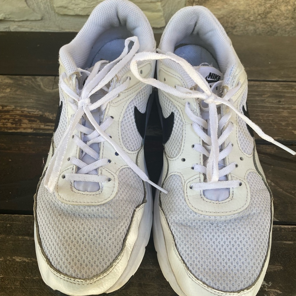 Nike Air Max White and Black Sneakers Size 9.5.